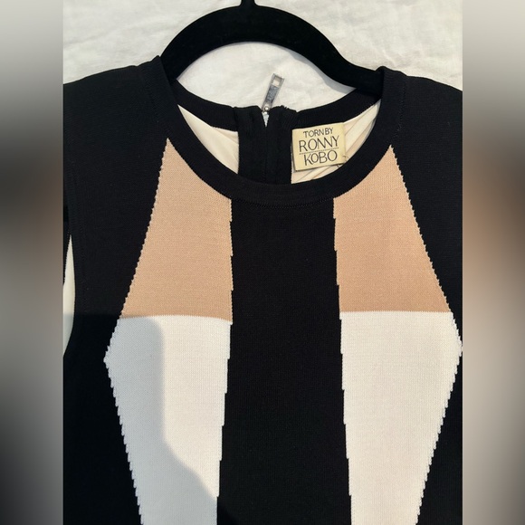 Ronny Kobo body con dress NWT size small/medium (6) - Picture 2 of 5